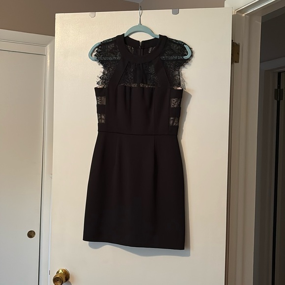 julia jordan Dresses & Skirts - Little Black Dress